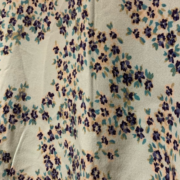 Urban Outfitters (Kimchi Blue brand) floral mini skirt, size S - Picture 2 of 3